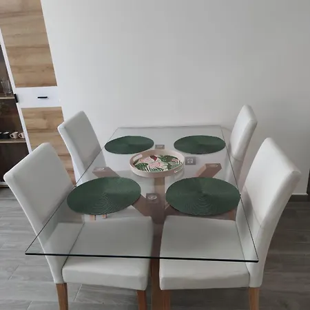 Serene Luxury With Pool - Viento Azul Daire *