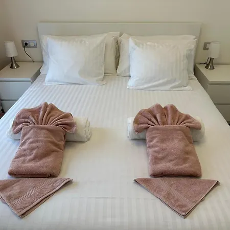 Apartment Serene Luxury With Pool - Viento Azul *