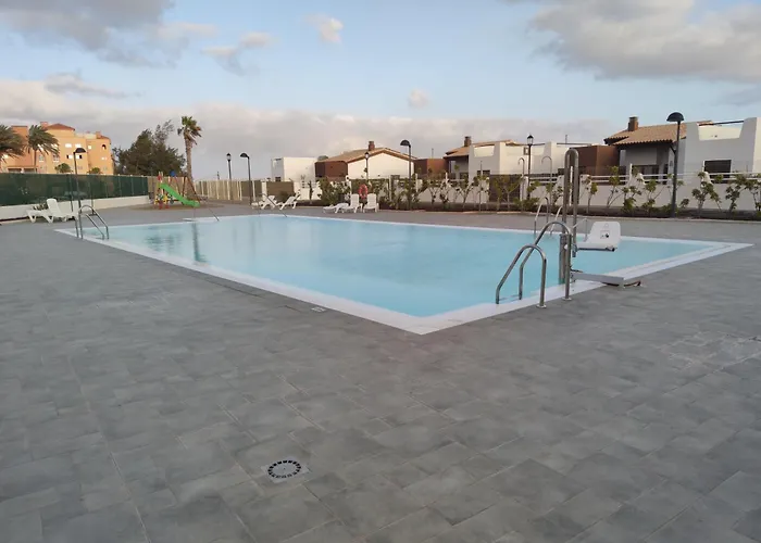 Serene Luxury With Pool - Viento Azul أنتيغوا