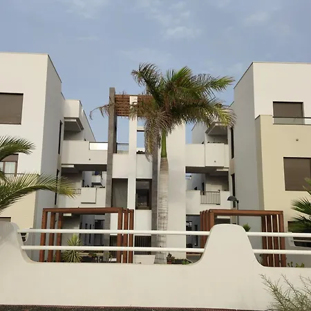 Serene Luxury With Pool - Viento Azul