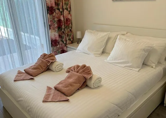 Апартаменты Serene Luxury With Pool - Viento Azul *